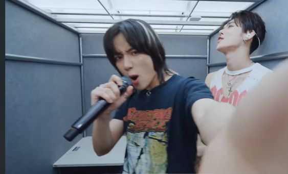 Beomgyu’s Merch Adventures